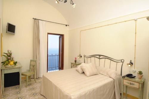 Locanda Degli Dei Праяно Экстерьер фото