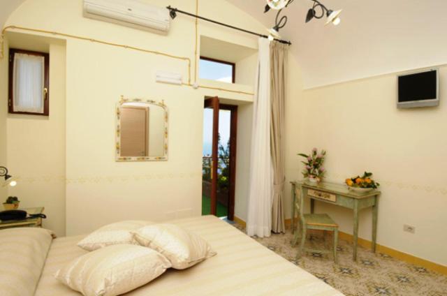 Locanda Degli Dei Праяно Экстерьер фото